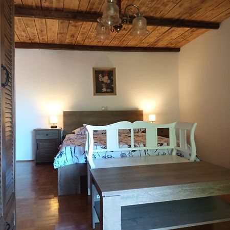 Apartma Brina 3 Sezana ภายนอก รูปภาพ